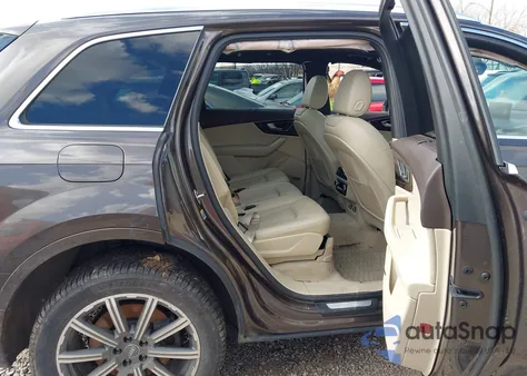 2018 Audi Q7 3.0T Premium z USA, uszkodzony, nr VIN WA1VAAF71JD007976